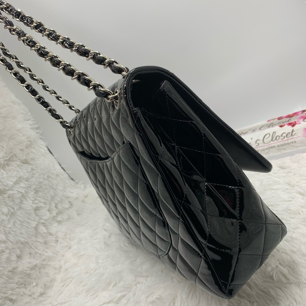 ❌SOLD❌ CHANEL classic Maxi black patent Flap Bag - Picture 14 of 15